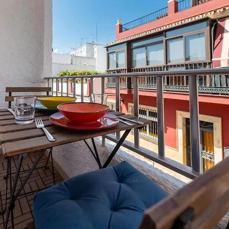 Apartment Spacious 3br Walk To & Old Town