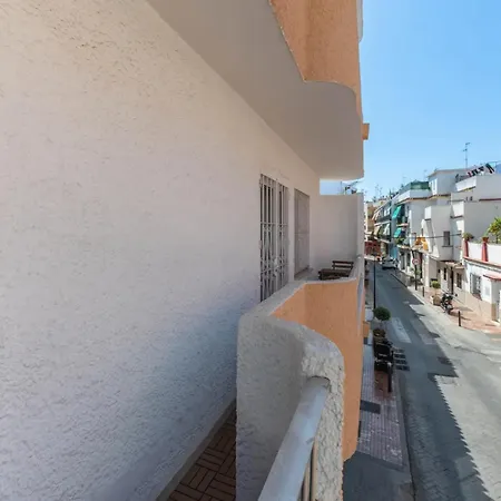 Spacious 3br Walk To & Old Town Apartamento Marbella