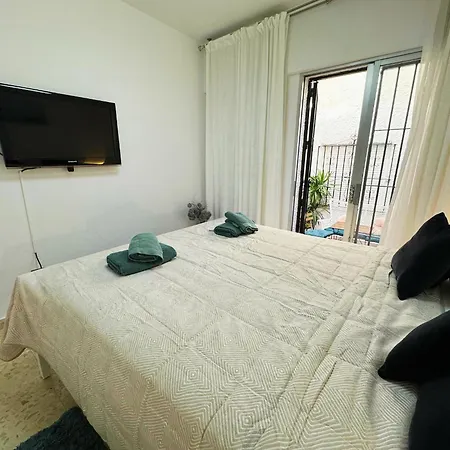 Διαμέρισμα Spacious 3br Walk To & Old Town