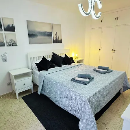 Spacious 3br Walk To & Old Town *