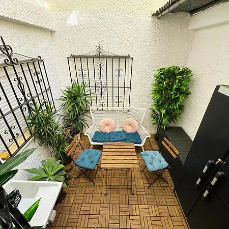 Spacious 3br Walk To & Old Town Marbella