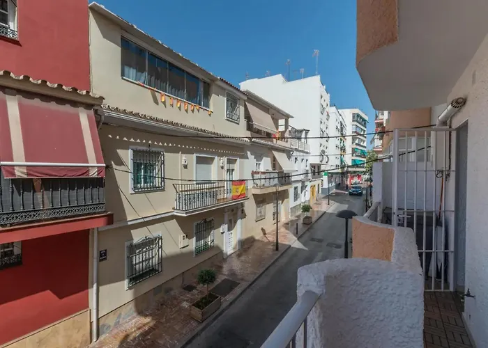 Spacious 3br Walk To & Old Town *