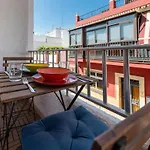 Апартаменты Spacious 3br Walk To & Old Town